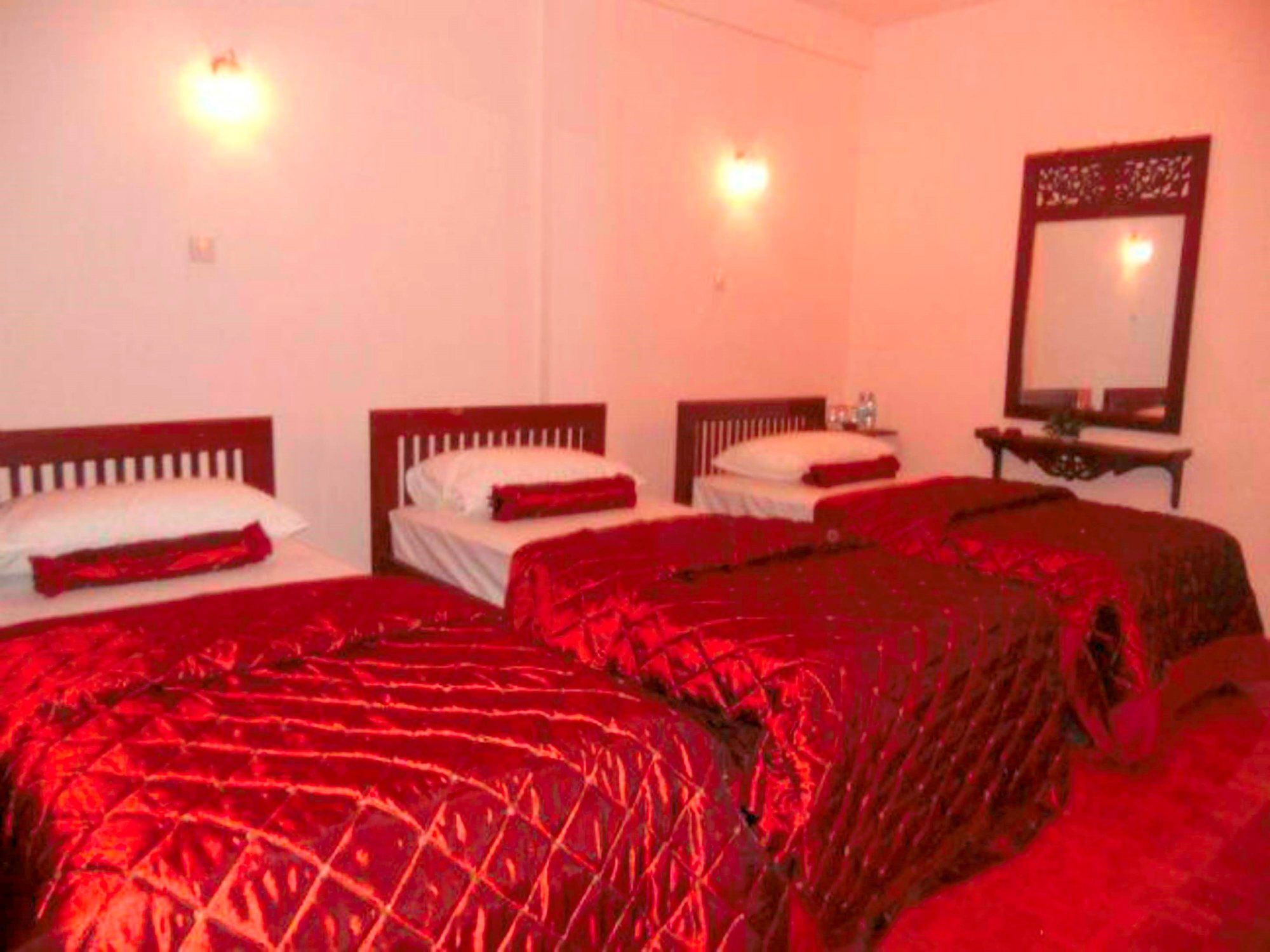 Yoho Pello Lake Resort Nuwara Eliya Bagian luar foto